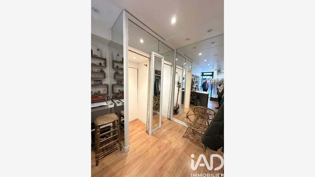 Droit au bail local prêt-à-porter 30m² à Arpajon