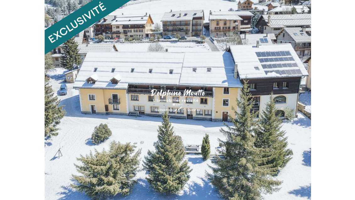 AV bâtisse au cœur des Alpes 1230m² à Arvieux