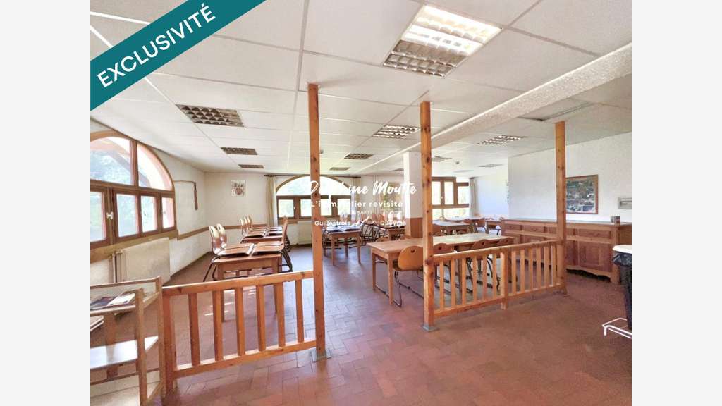 AV bâtisse au cœur des Alpes 1230m² à Arvieux