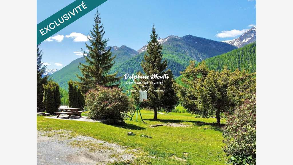 AV bâtisse au cœur des Alpes 1230m² à Arvieux