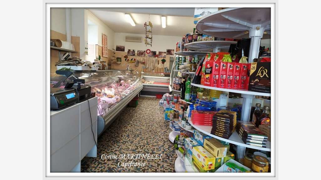 Vente immeuble de 150m² à Astaffort centre village