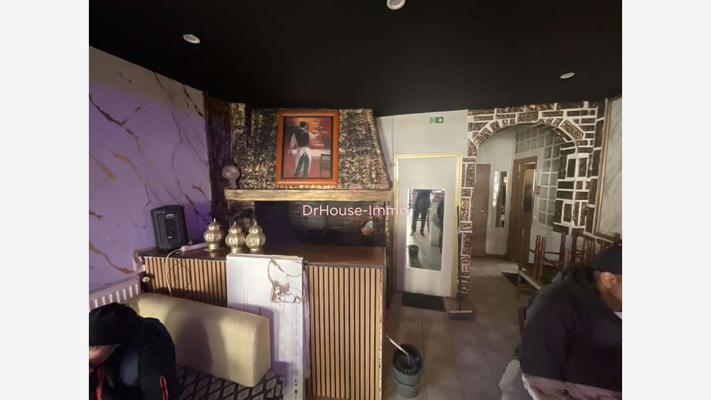 Vente murs 60m² brasserie restaurant Aubervilliers