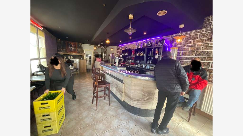 Vente murs 60m² brasserie restaurant Aubervilliers