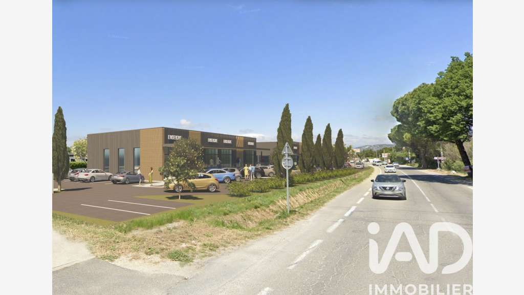Vente local commercial neuf de 140m² à Aubignan