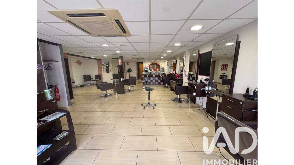 Vente local commercial de 95m² à Aucamville centre