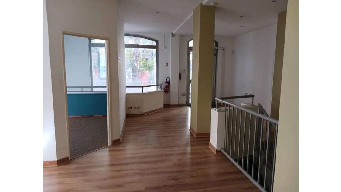 Vente local professionnel d'exception Avignon IM