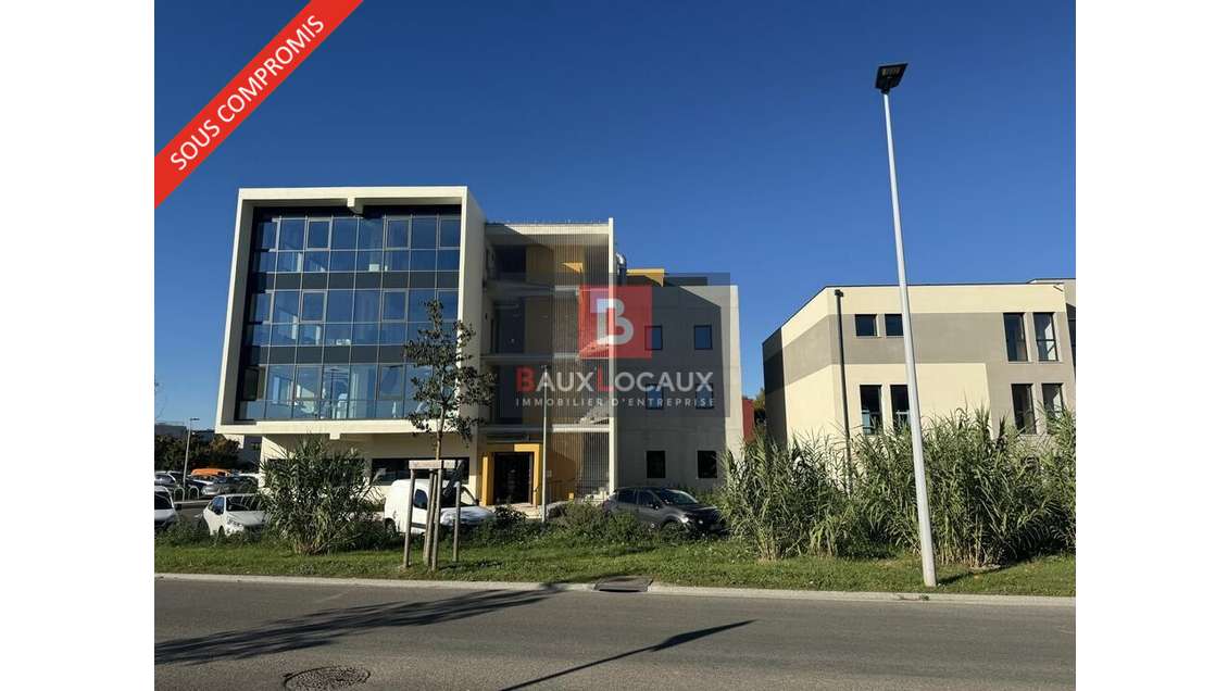 Local commercial 112m² à vendre à Avignon Agroparc