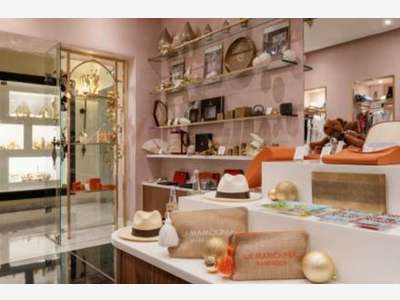 Vente local commercial de 270m² à Avignon centre