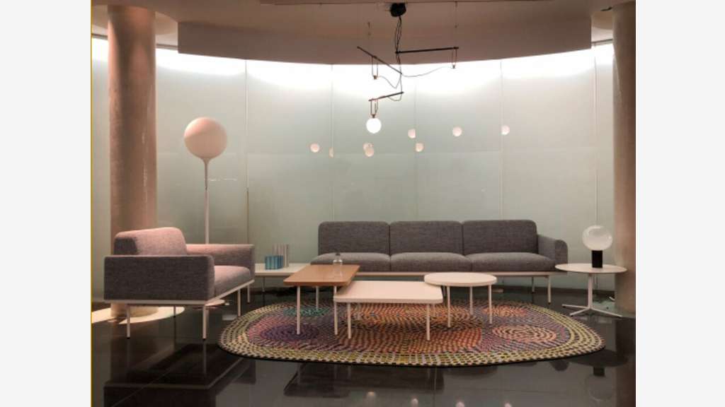 Local commercial de 450m² à vendre à Avignon