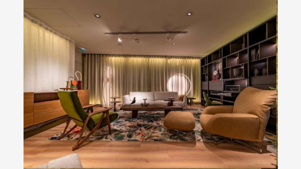 Local commercial de 450m² à vendre à Avignon