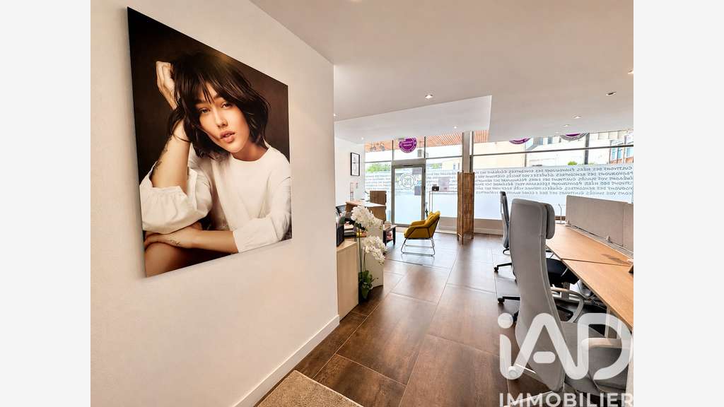 Droit au bail local commercial 90m² empl N°1 Avon