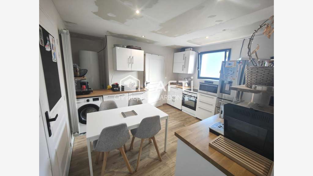 Bâtiment 417m² à vendre en ZA à Baguer Morvan