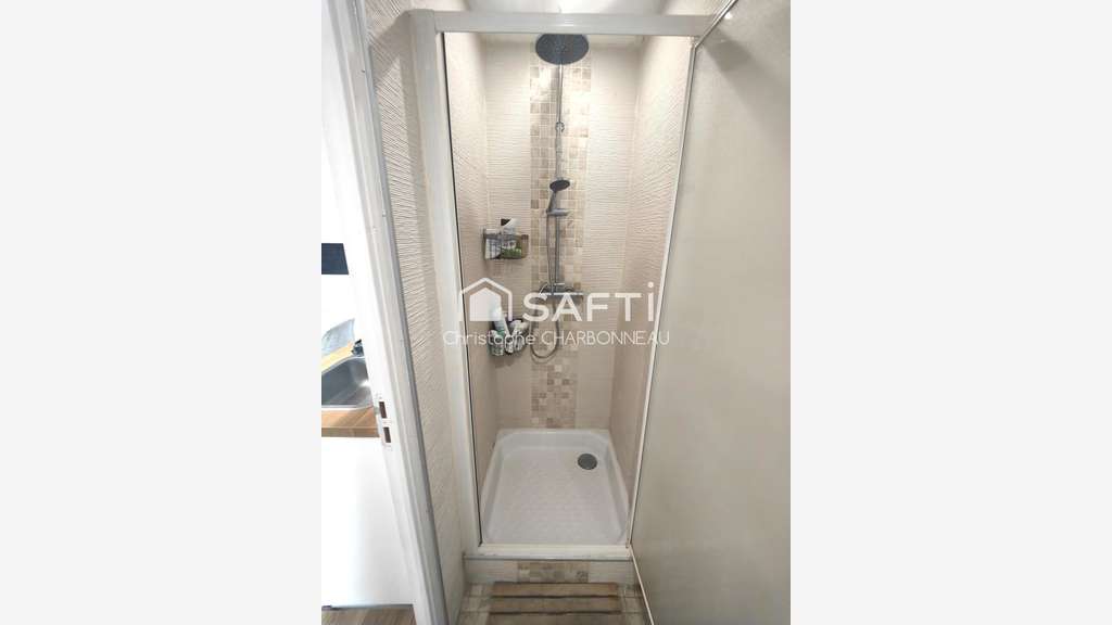 Bâtiment 417m² à vendre en ZA à Baguer Morvan