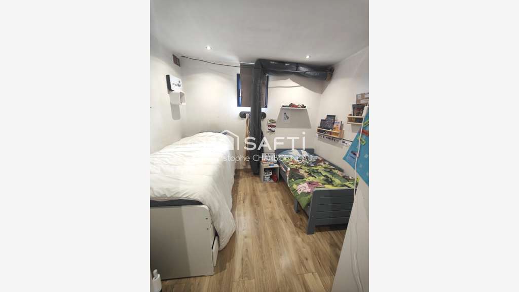 Bâtiment 417m² à vendre en ZA à Baguer Morvan