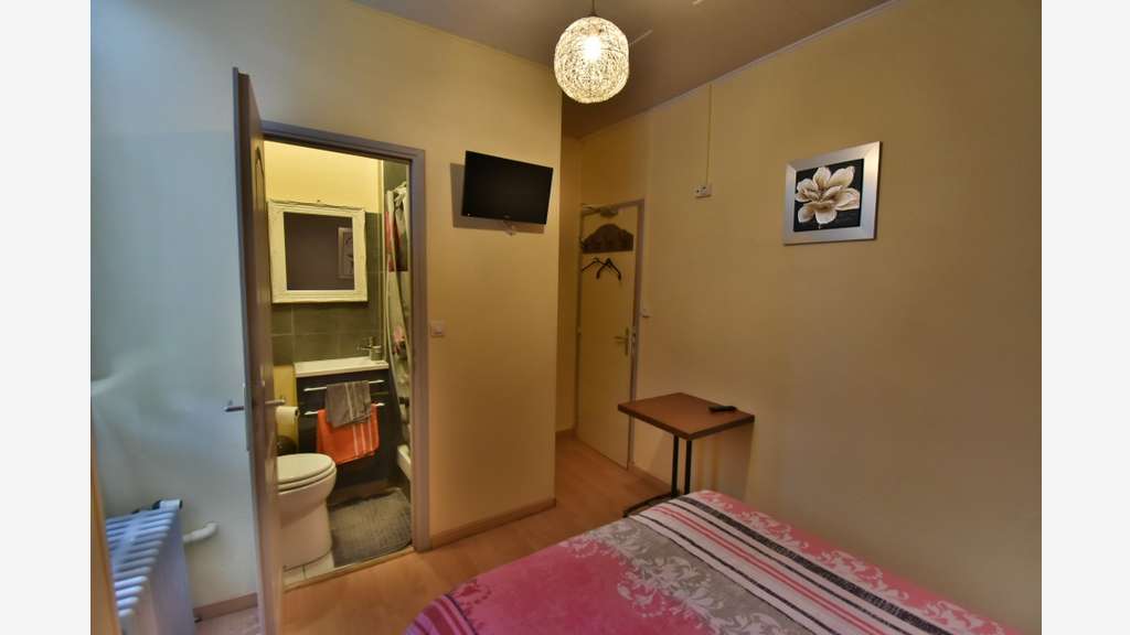 Murs hôtel 240m² à vendre Barbezieux Saint Hilaire