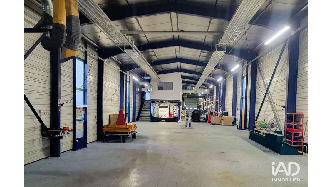 Murs commerciaux à Barby