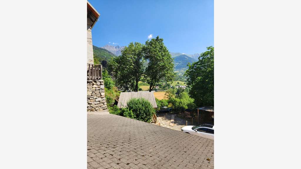 Murs à vendre très beau gîte vallée de l'Ubaye