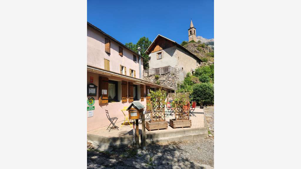Murs à vendre très beau gîte vallée de l'Ubaye