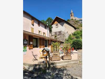 Murs à vendre très beau gîte vallée de l'Ubaye