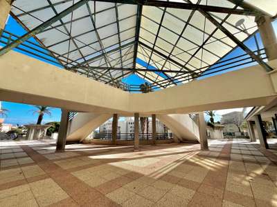 A vendre local 145m² – Bastia, Forum du Fango