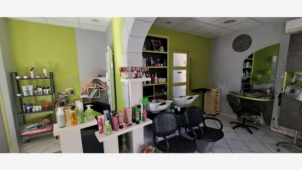 Vente local commercial 40m² dans le Baugeois
