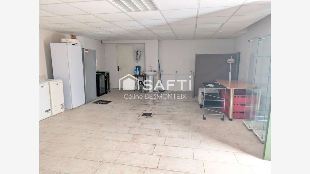 AV local cial 189m² très bonne visibilité Bavans