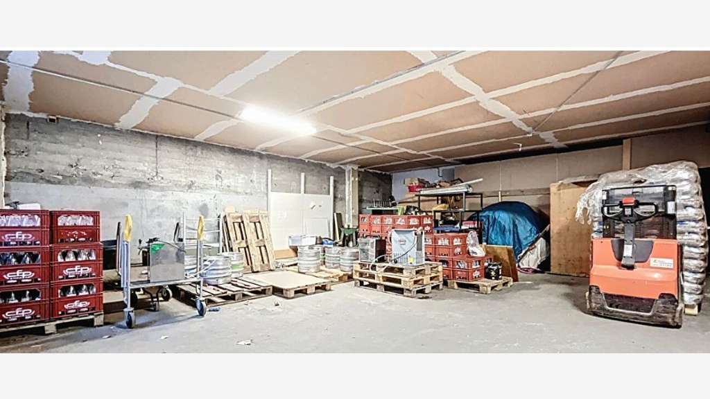 Vente bâtiment commercial de 1021m² à Beauchastel