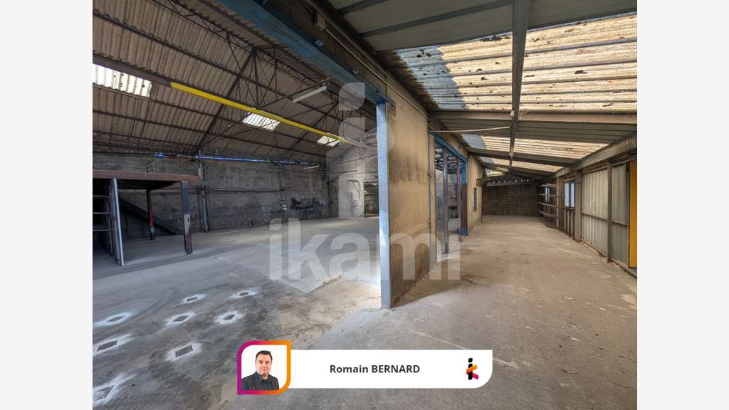 AV entrepôt avec bureaux et dépendance à Bergerac