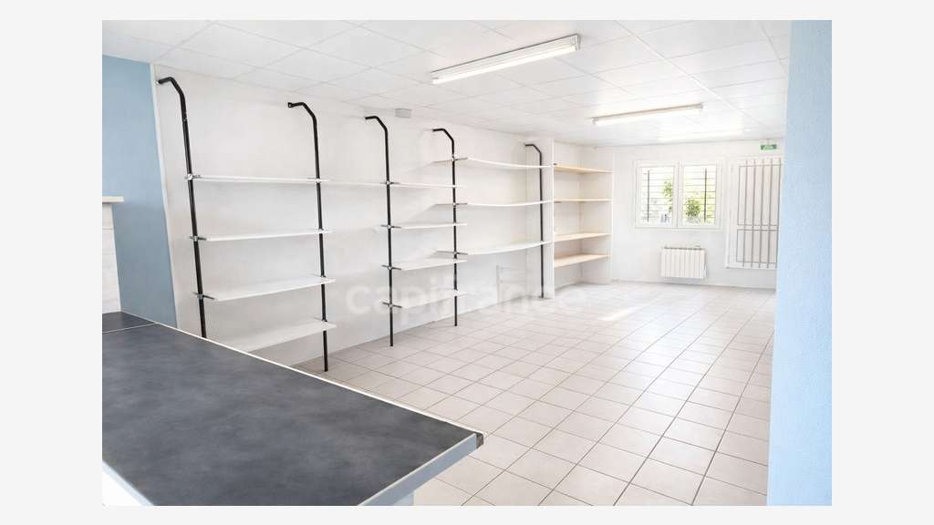 Vente local commercial 62m² empl N°1 à Besançon
