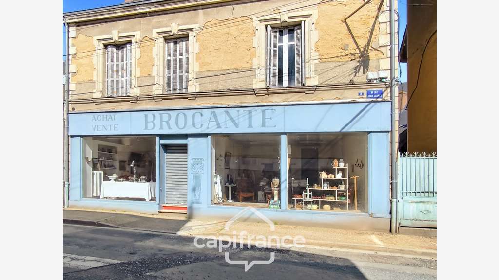 Local/bureau à vendre BESSE SUR BRAYE (72)