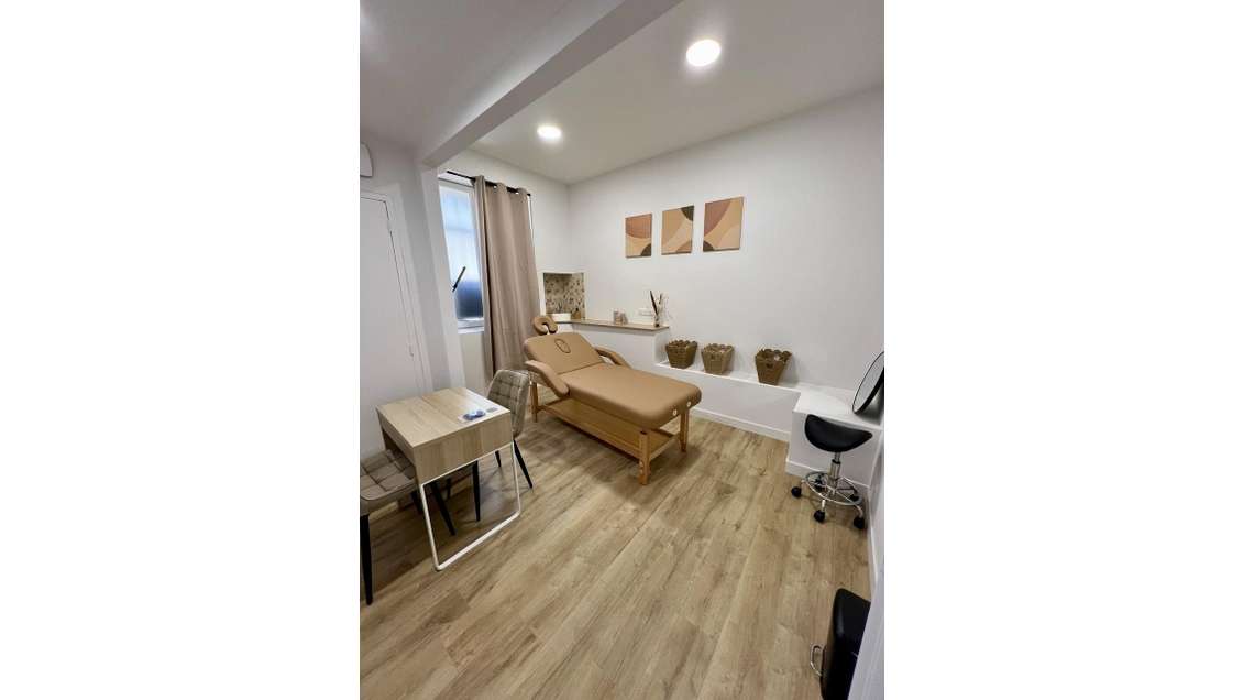 Vente local commercial de 100m² à Béziers