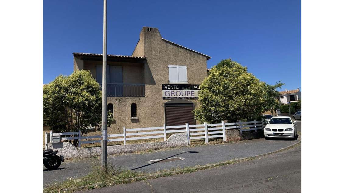 locaux professionnels 261m² zone franche Béziers