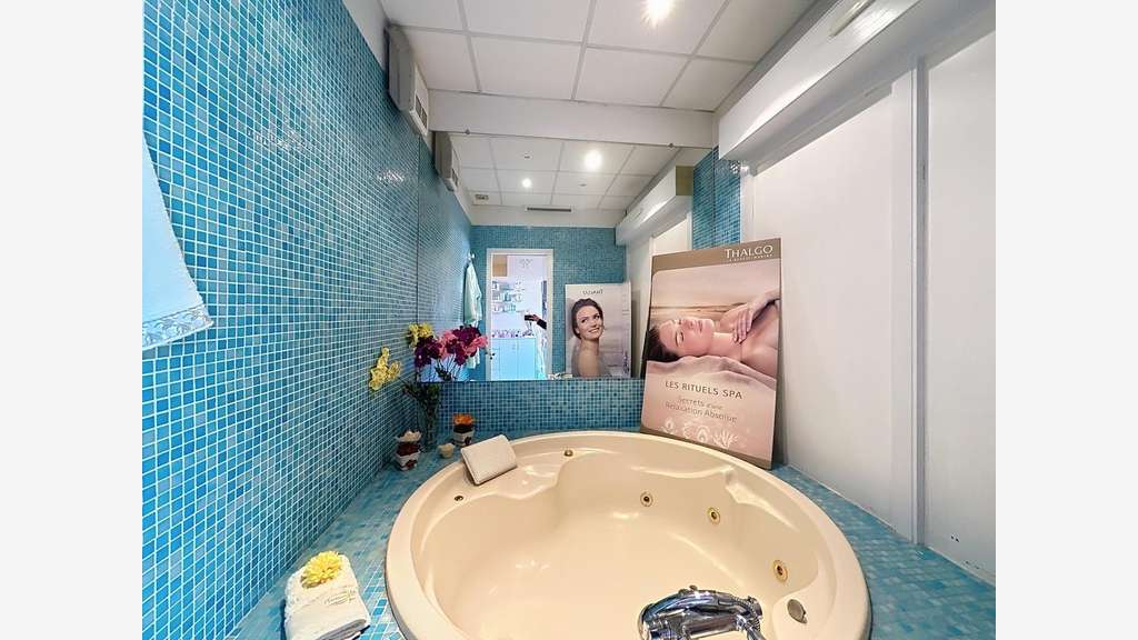 Vente local commercial 33m² à Béziers