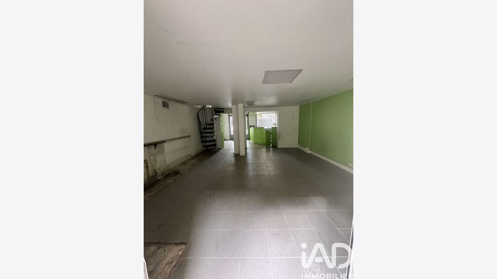 Vente local commercial 80m² à Béziers Av Wilson