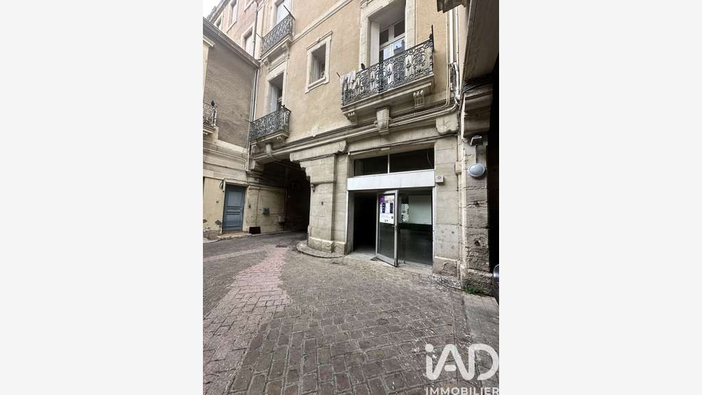 Vente local commercial 80m² à Béziers Av Wilson