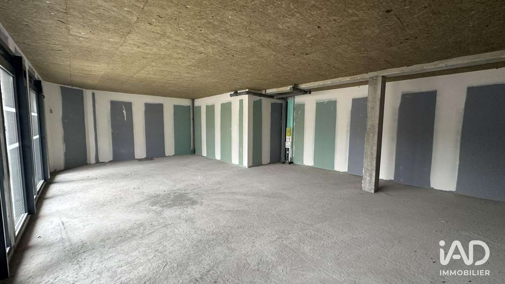 Vente local commercial 74m² à Biganos