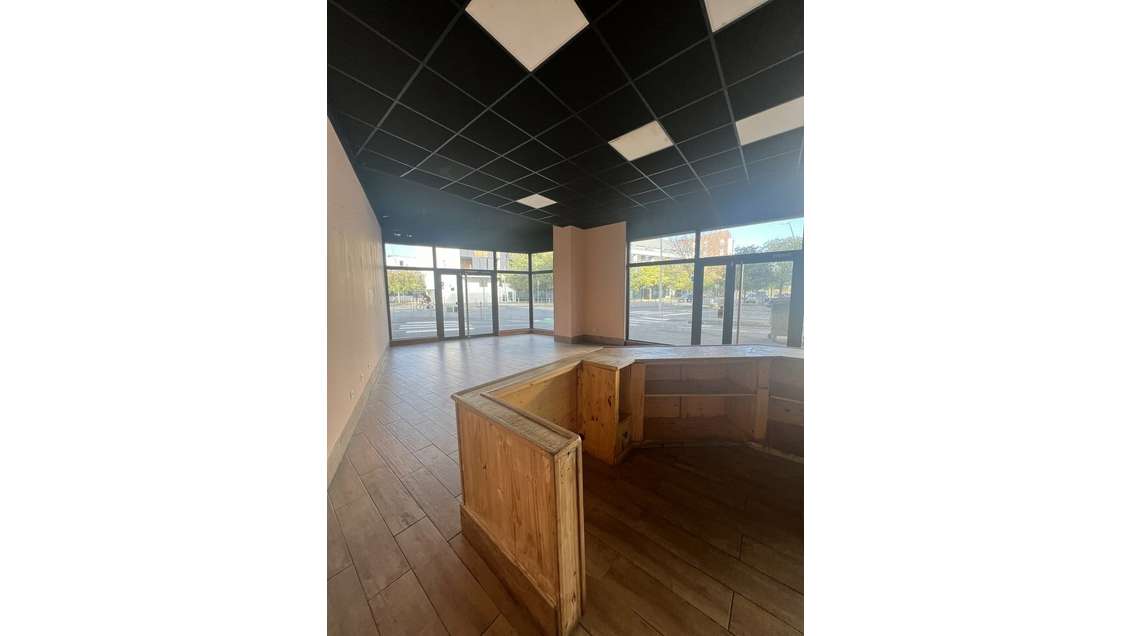 Vente local commercial 151m² angle de rue Blagnac