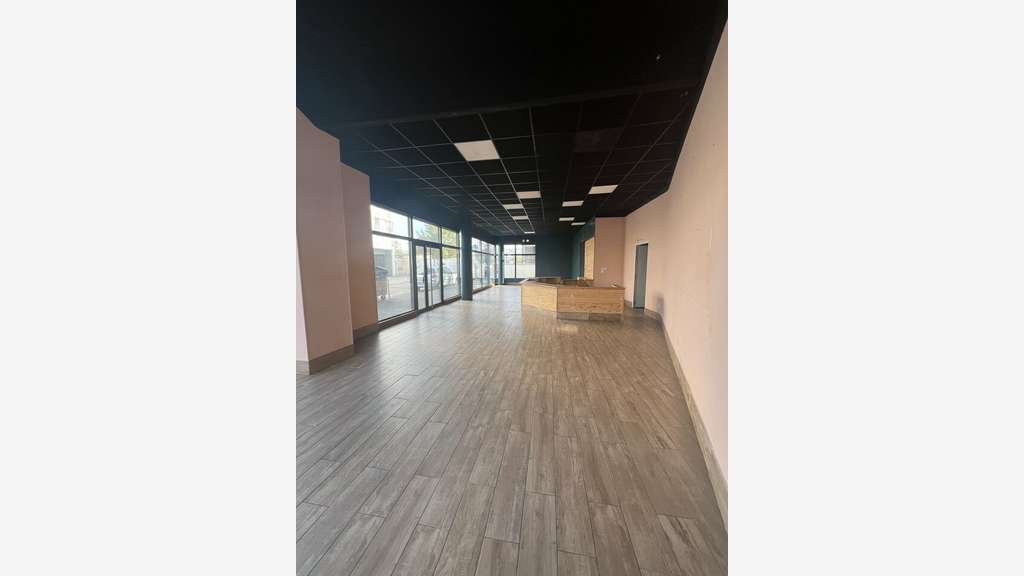 Vente local commercial 151m² angle de rue Blagnac