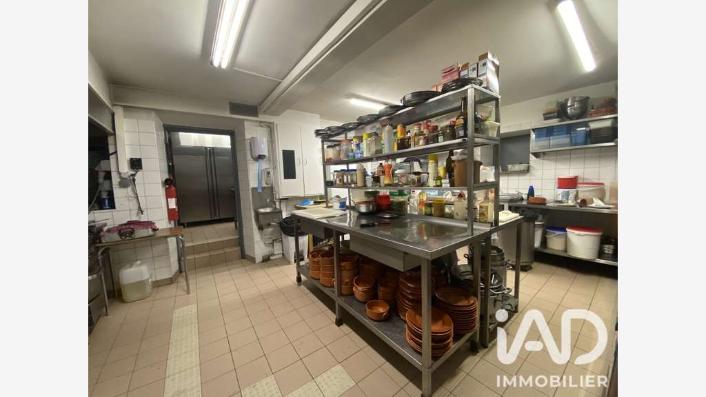 Vente local commercial 400m² Boissy-sous-Saint-Yon