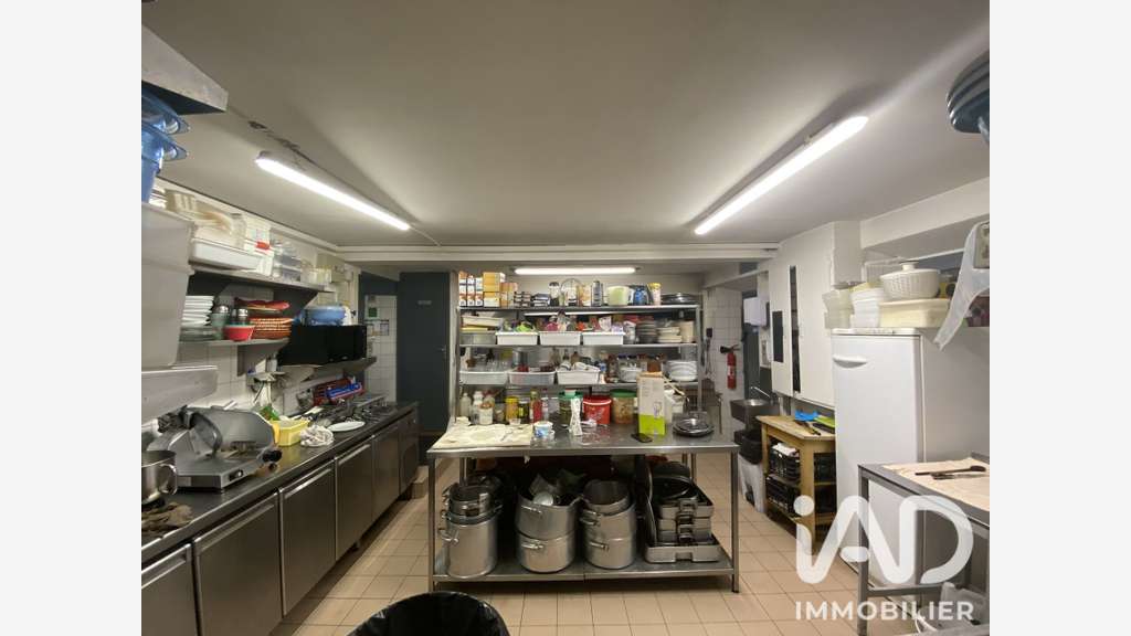 Vente local commercial 400m² Boissy-sous-Saint-Yon