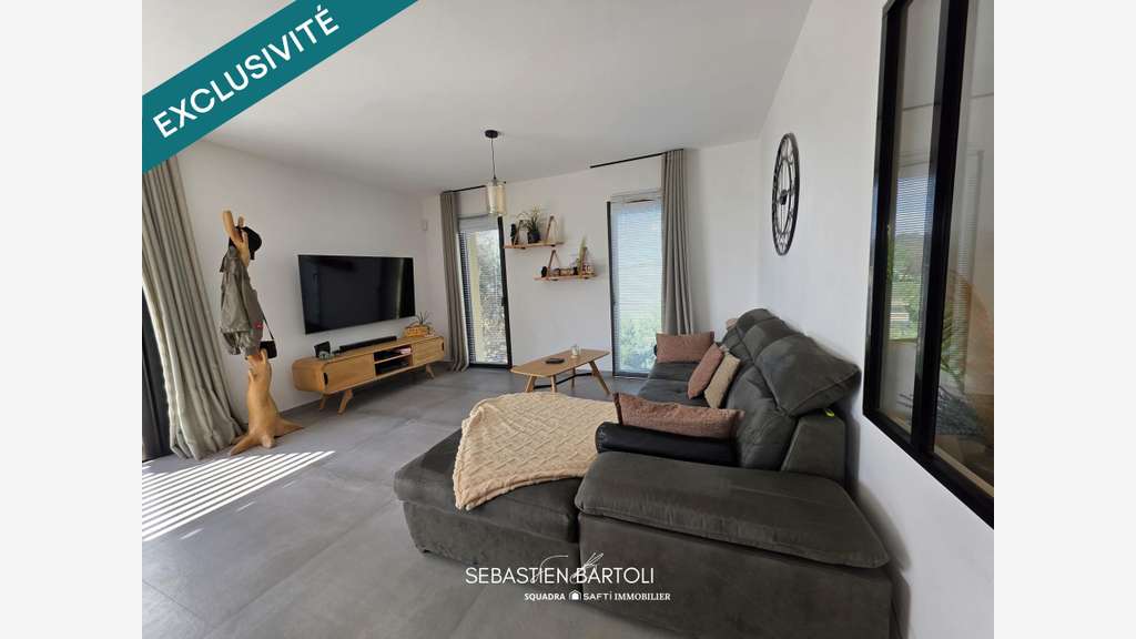 AV immeuble moderne 244m² Bonifacio proche plages