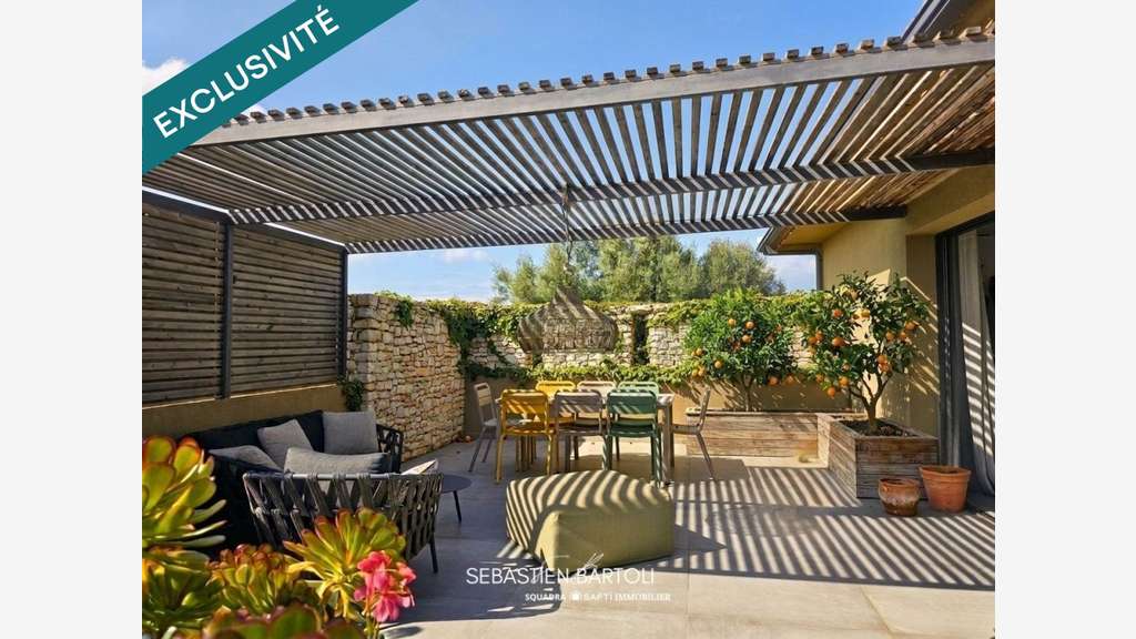 AV immeuble moderne 244m² Bonifacio proche plages