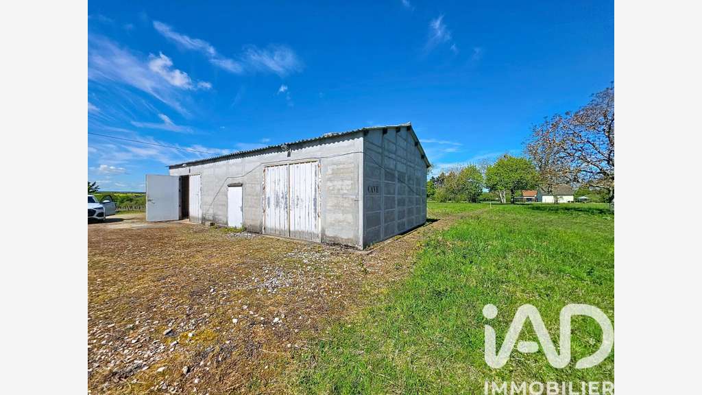 Vente bâtiment 110m² Bonny-sur-Loire zone UB