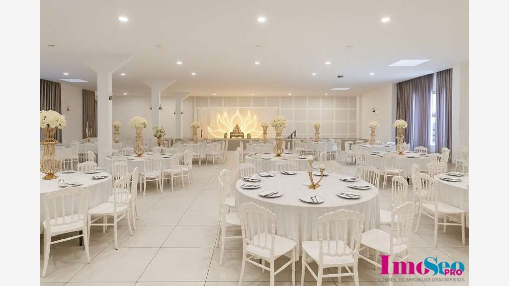 Local commercial 950m² à vendre ZI Bordeaux Nord