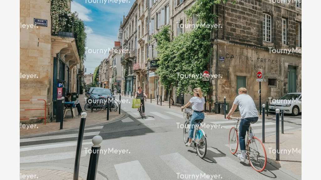 Investissement AV murs loués à Bordeaux Chartrons