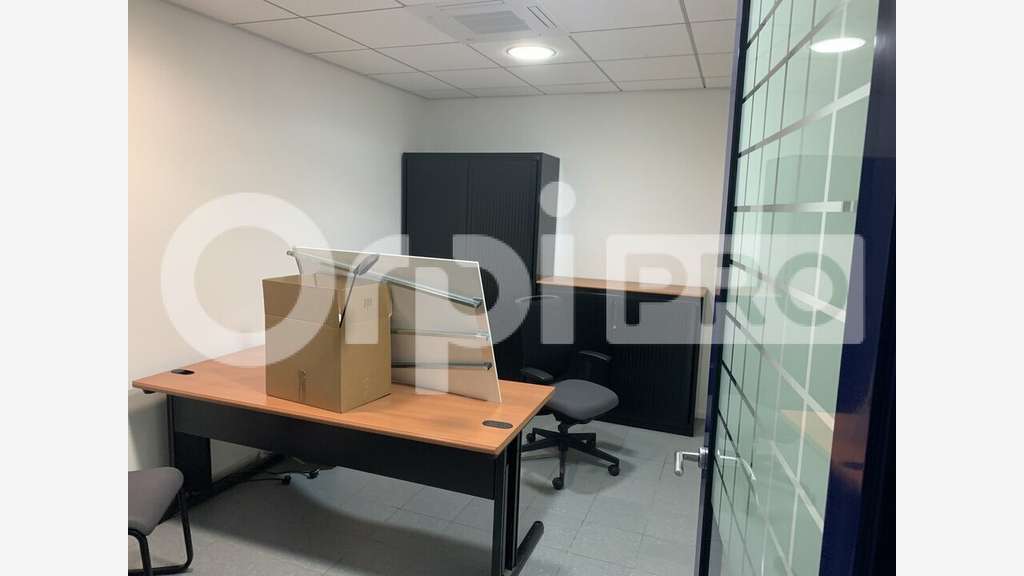 Local commercial 180m² à vendre à Bordeaux 