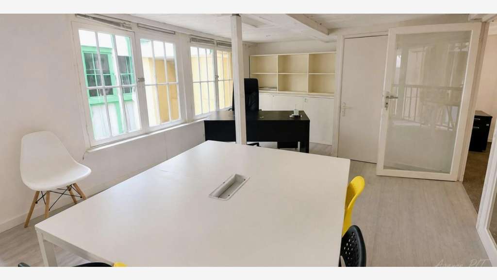 Vente bureaux 100m² à Bordeaux Chartrons