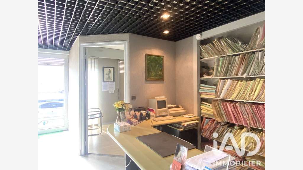 Vente local commercial 75m² à Bordeaux Caudéran