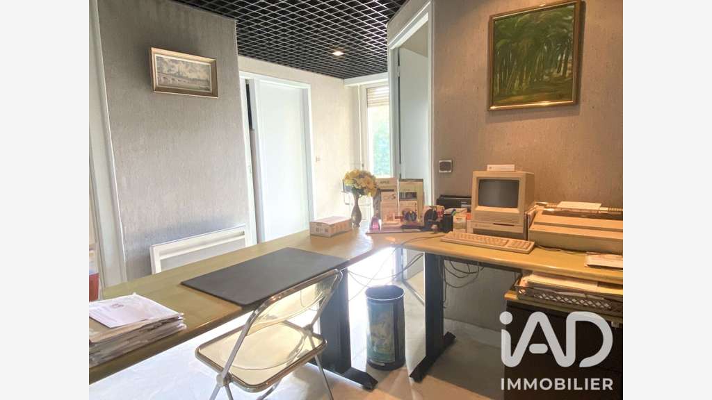 Vente local commercial 75m² à Bordeaux Caudéran