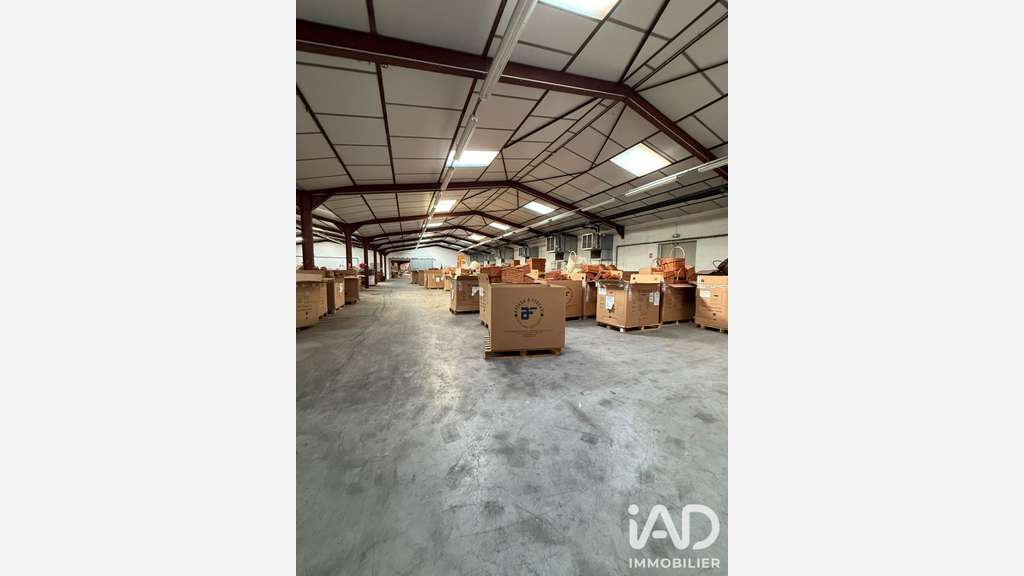 Av bâtiment industriel 7000m² Bourbonne-les-Bains